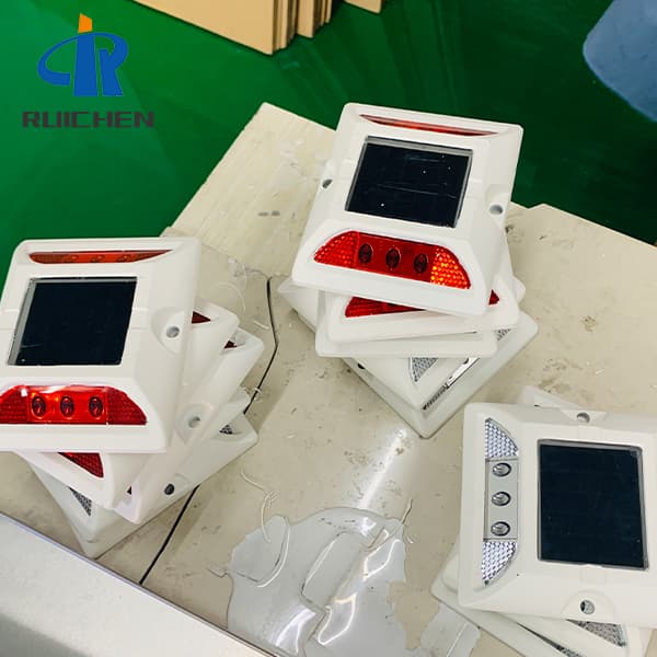 Yellow Solar Stud Light For Port In Uk